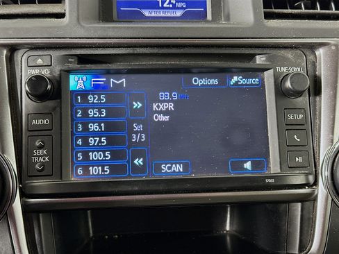 Used 2013 Toyota Highlander Plus image 19
