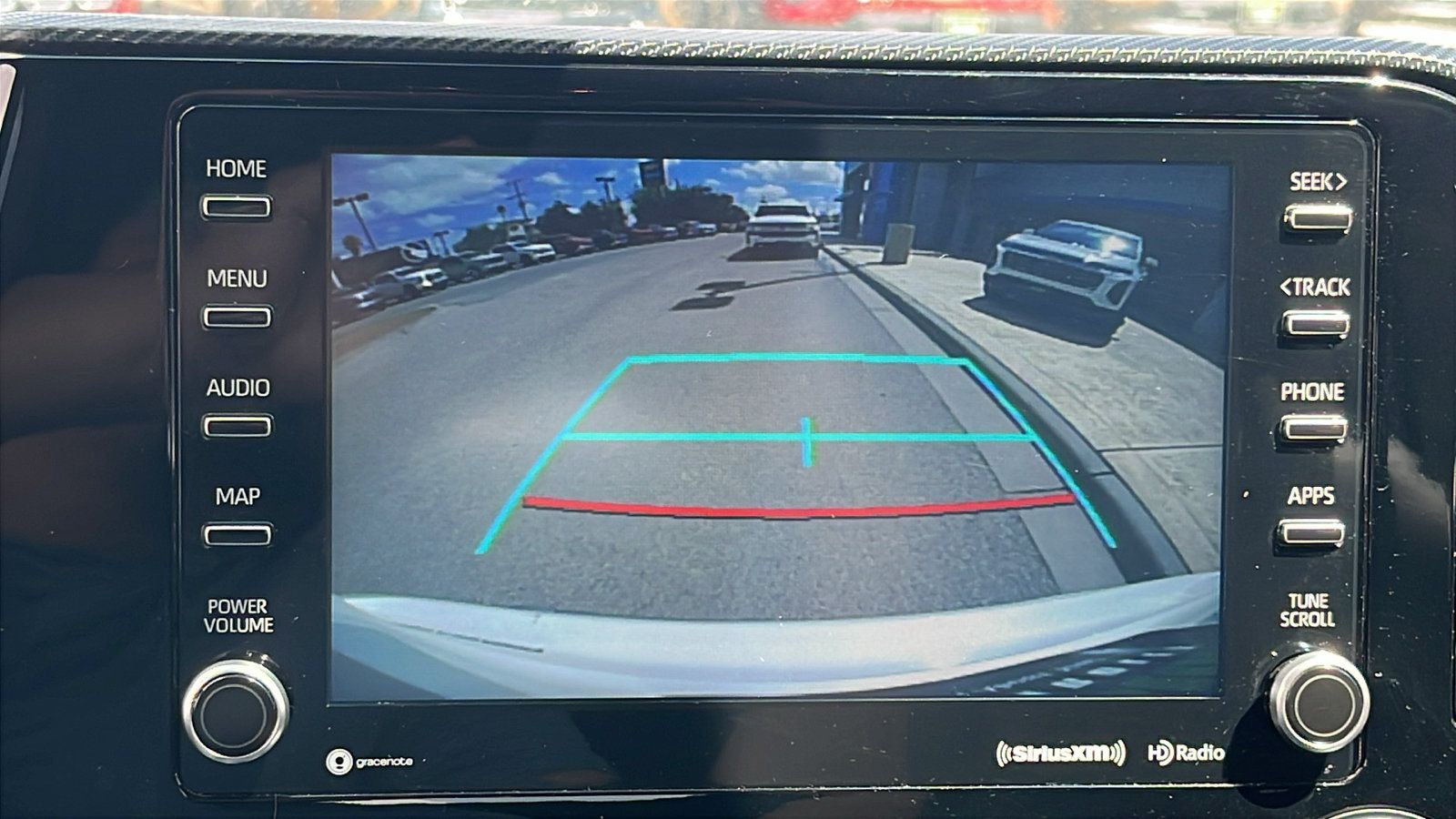 Used 2021 Toyota Highlander XSE FWD image 22