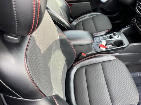 Used 2024 Ford Escape ST-Line AWD/4WD image 19