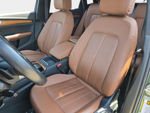 Certified 2021 Audi Q5 e Premium AWD/4WD image 18