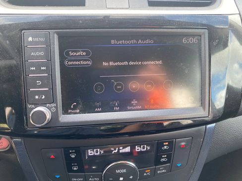 Used 2019 Nissan Sentra SR FWD image 34