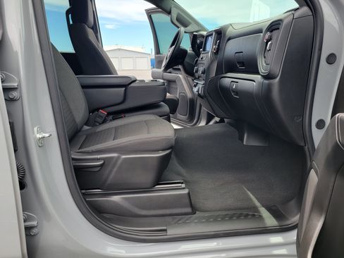 Certified 2025 Chevrolet Silverado 2500 Custom w/ Custom Value Package AWD/4WD image 33