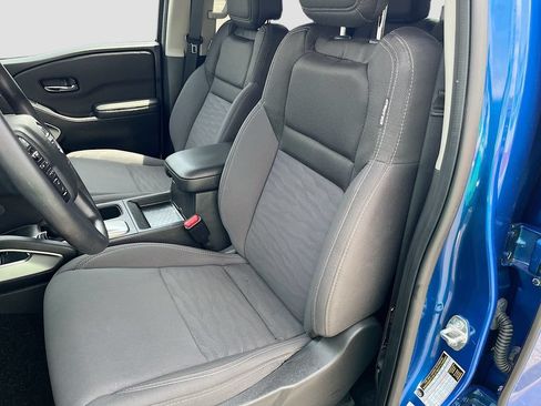 Used 2024 Nissan Frontier SV AWD/4WD image 19