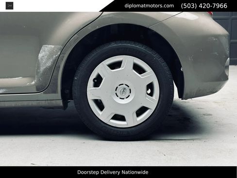 Used 2012 Scion xB FWD image 37