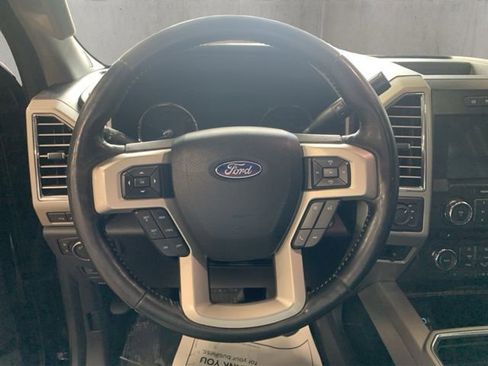 Used 2017 Ford F250 Lariat w/ Lariat Ultimate Package AWD/4WD image 13