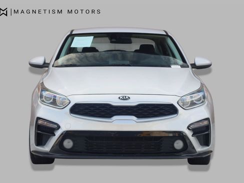 Used 2019 Kia Forte LXS FWD image 5