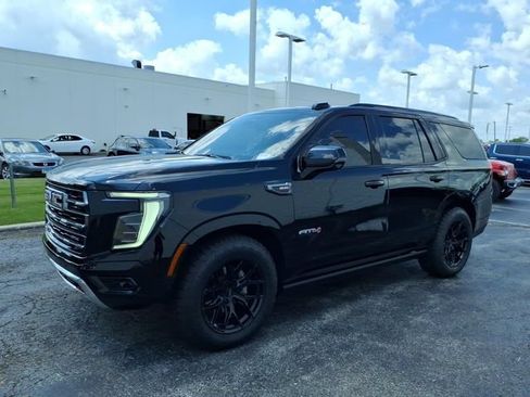 Used 2026 GMC Yukon AT4 w/ AT4 Premium Plus Package AWD/4WD image 13