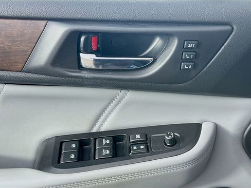 Used 2019 Subaru Outback 2.5i Limited image 21