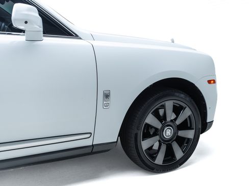 Used 2019 Rolls-Royce Cullinan AWD/4WD image 59