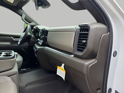 New 2026 Chevrolet Silverado 3500 LT w/ Texas Edition AWD/4WD image 12