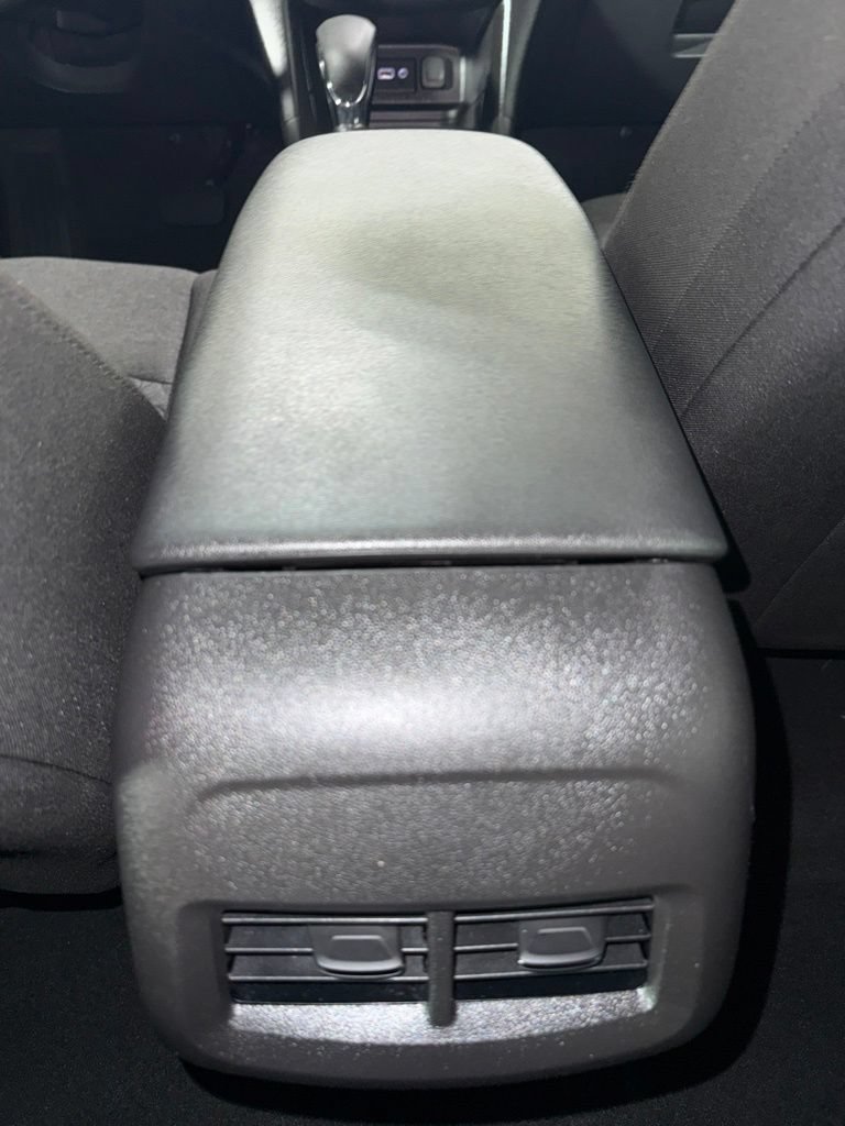 Used 2024 Chevrolet Equinox LT FWD image 28