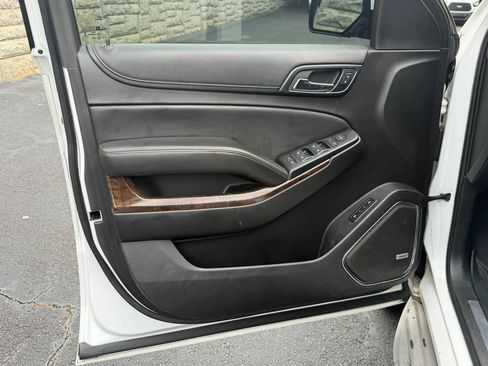 Used 2015 Chevrolet Tahoe LT AWD/4WD image 26