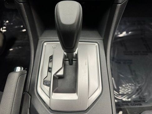 Used 2023 Subaru Crosstrek 2.0i image 19