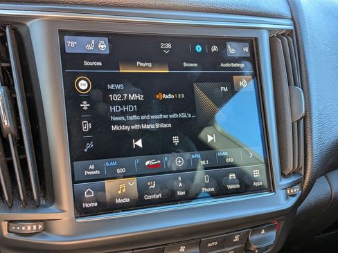 Used 2023 Maserati Levante Modena image 22