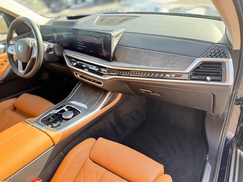 Used 2024 BMW X7 xDrive40i image 23