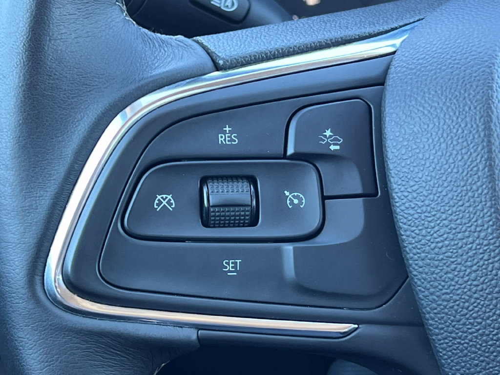 Used 2023 Buick Encore GX Preferred w/ Cold Weather Comfort Package FWD image 19