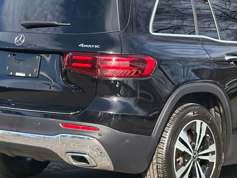 Used 2024 Mercedes-Benz GLB 250 GLB 250 image 8
