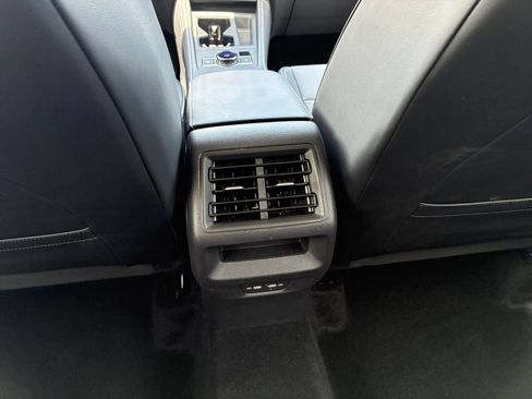 Used 2026 Volkswagen Tiguan SE AWD/4WD image 20