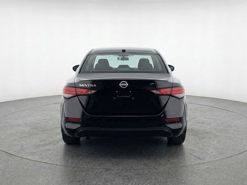 Used 2025 Nissan Sentra SV image 7