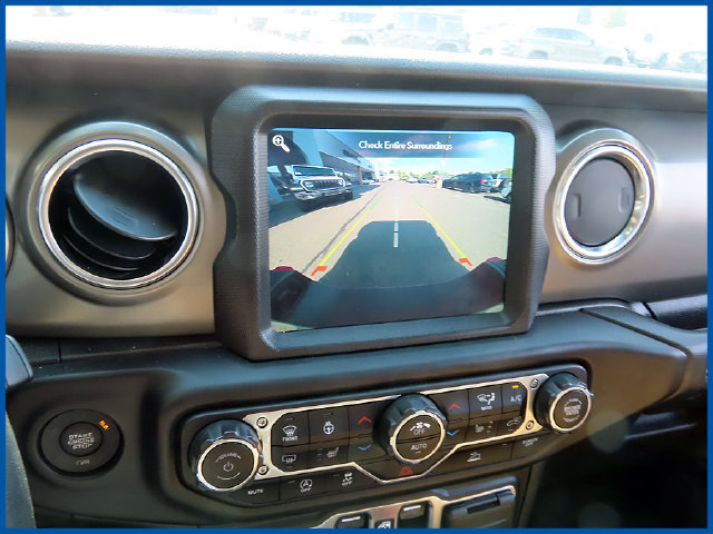 Used 2022 Jeep Gladiator Rubicon w/ LED Lighting Group AWD/4WD image 19