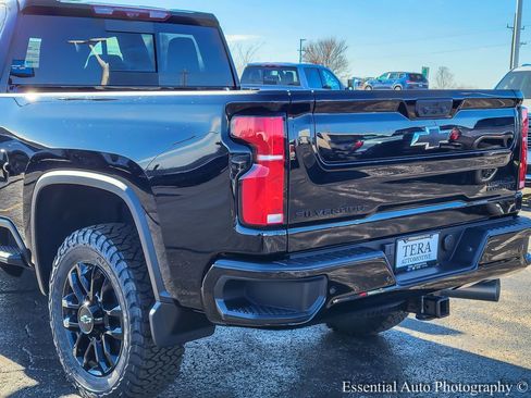 New 2026 Chevrolet Silverado 2500 High Country w/ High Country Premium Package AWD/4WD image 6