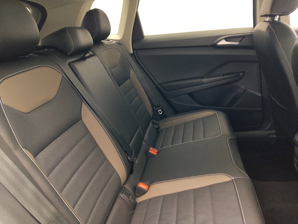 Used 2023 Volkswagen Taos SEL AWD/4WD image 19