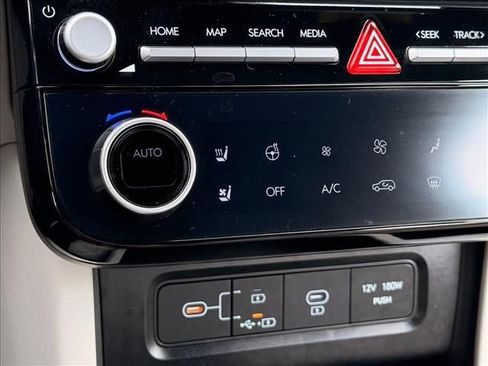 Certified 2025 Hyundai Tucson Limited image 22