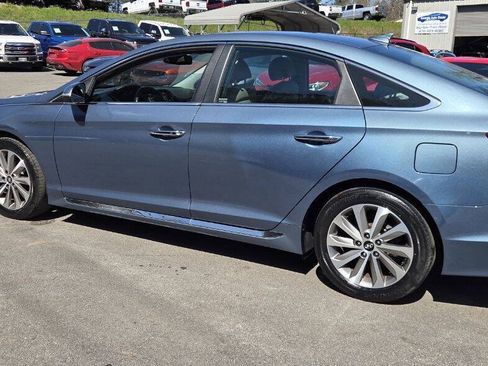 Used 2015 Hyundai Sonata Sport w/ Option Group 03 FWD image 9