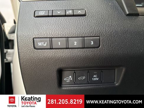 Used 2024 Lexus GX 550 AWD/4WD image 13