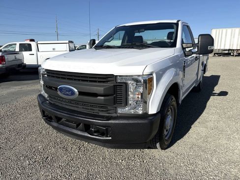 Used 2017 Ford F250 XL w/ Power Equipment Group RWD image 2