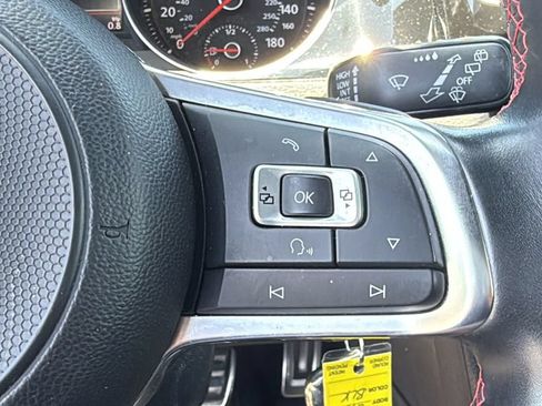 Used 2018 Volkswagen GTI S FWD image 10