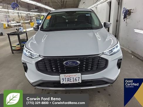 Used 2025 Ford Escape Active image 2