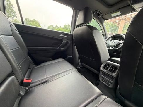 Used 2020 Volkswagen Tiguan SE R-Line w/ 3rd Row Seat Package AWD/4WD image 92