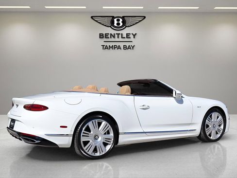 New 2026 Bentley Continental GTC AWD/4WD image 10