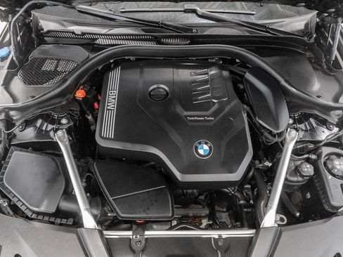 Used 2023 BMW 530i xDrive w/ Premium Package AWD/4WD image 3