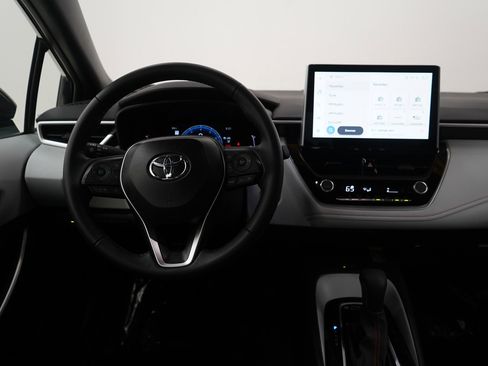 Used 2025 Toyota Corolla FX image 12