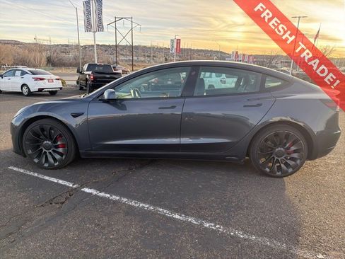 Used 2023 Tesla Model 3 Performance image 4