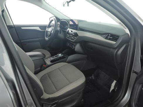 Certified 2022 Ford Escape SE image 13