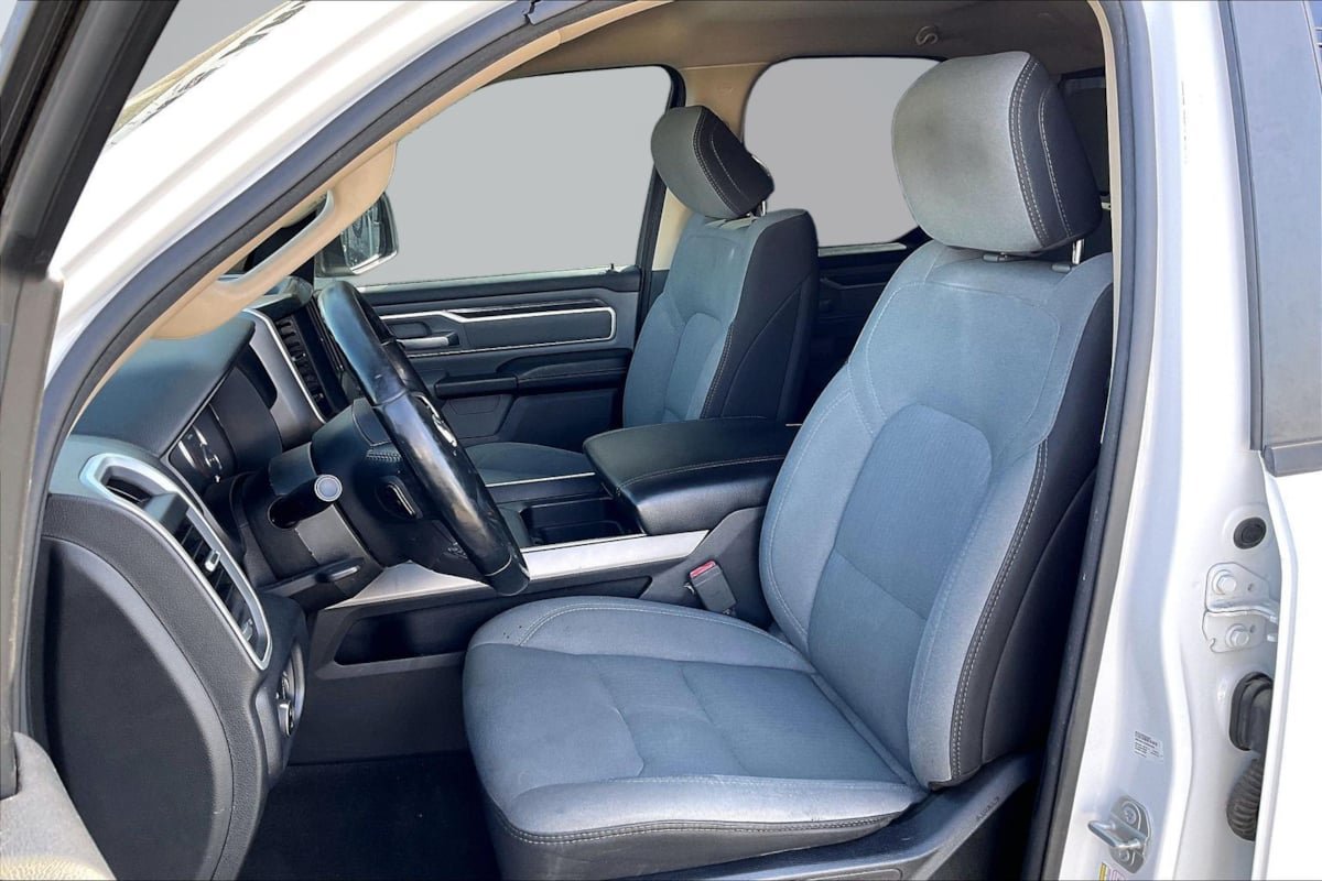 Used 2020 RAM 1500 Big Horn AWD/4WD image 25