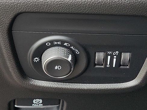 Certified 2021 Jeep Grand Cherokee L Limited w/ Luxury Tech Group II AWD/4WD image 25