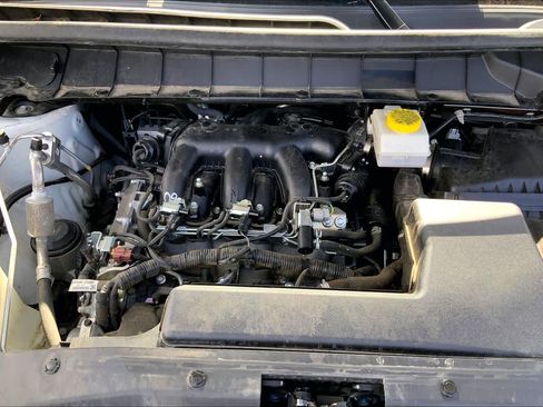 Used 2025 Nissan Pathfinder SV FWD image 34