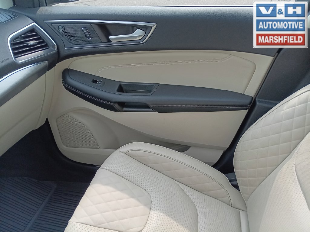 Used 2023 Ford Edge Titanium w/ Equipment Group 301A AWD/4WD image 26