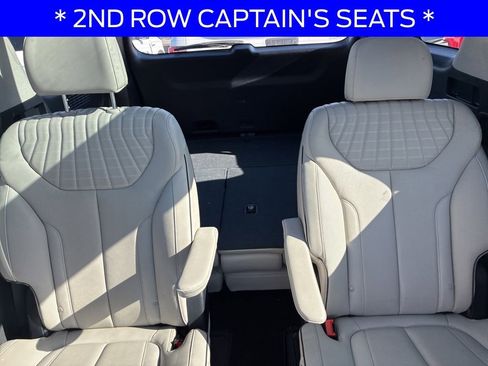 Used 2024 Hyundai Palisade Limited image 8