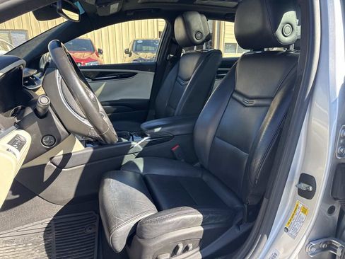 Used 2013 Cadillac XTS Platinum image 5