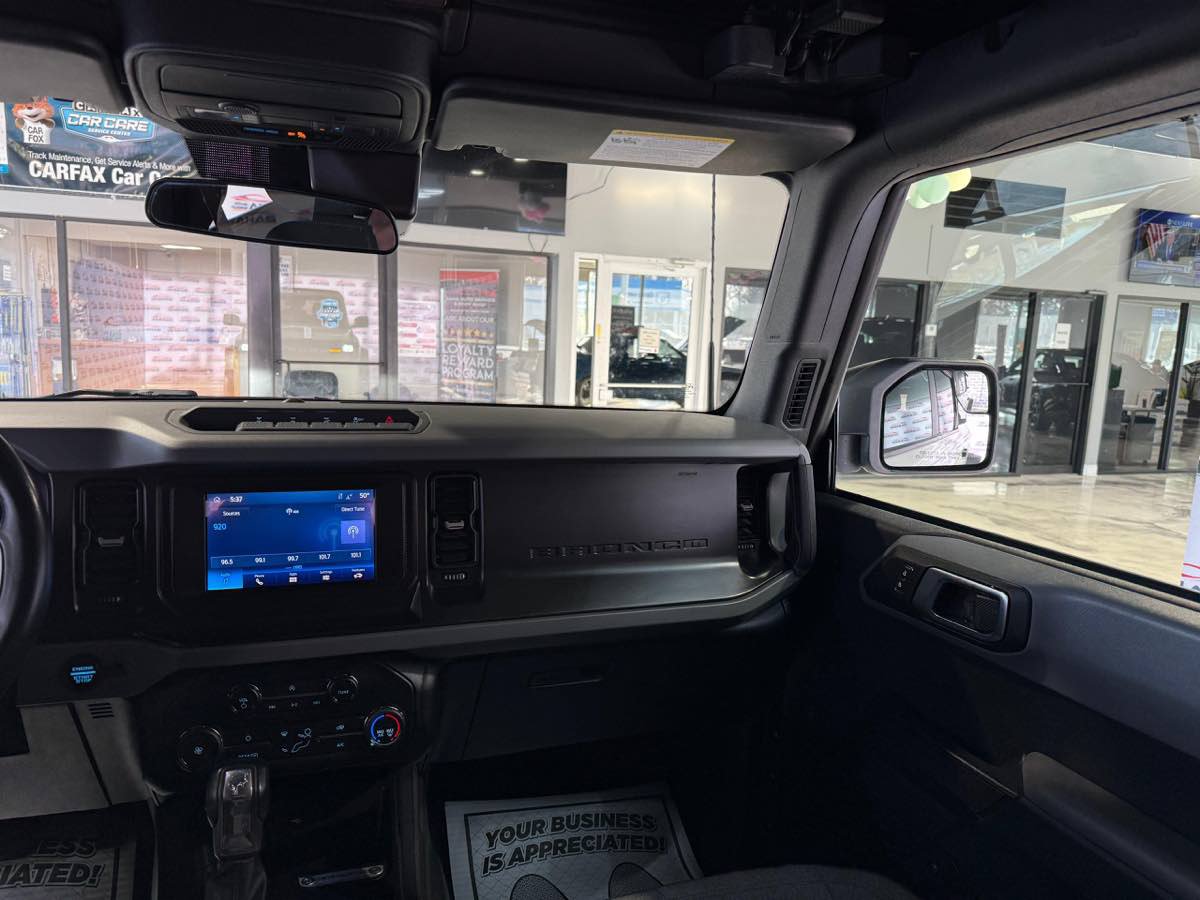 Used 2022 Ford Bronco Big Bend w/ Sasquatch Package AWD/4WD image 33