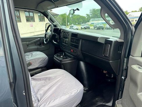 Used 2017 Chevrolet Express 2500 LS image 26