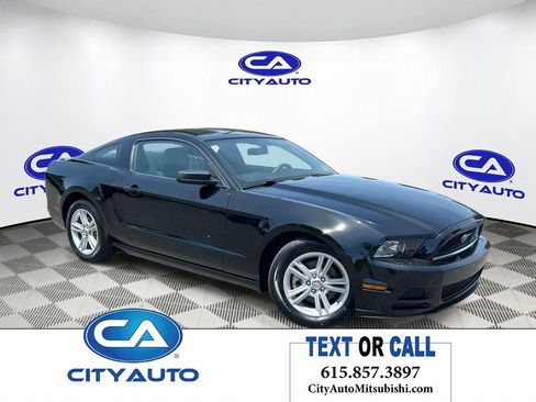 Used 2014 Ford Mustang Coupe RWD image 1