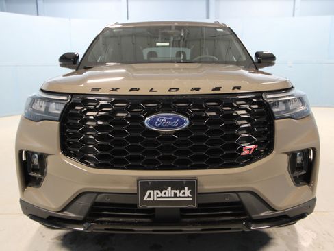 New 2026 Ford Explorer ST w/ Sun And Sound Package AWD/4WD image 25