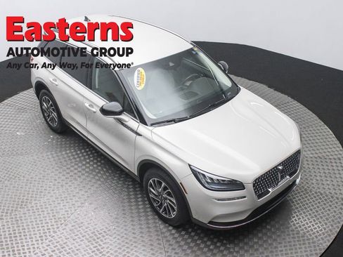 Used 2022 Lincoln Corsair FWD w/ Equipment Group 101A image 3