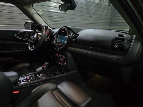 Used 2020 MINI Cooper Clubman S image 12